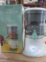 Mini Portable Citrus Juicer - Image 3