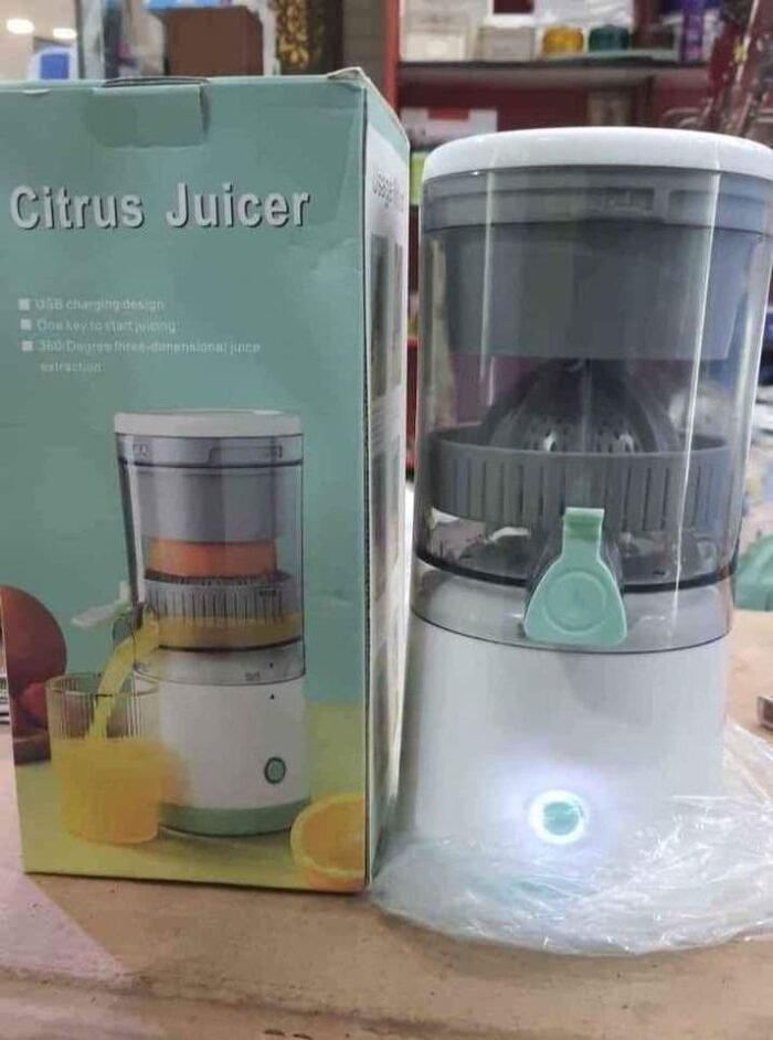 Mini Portable Citrus Juicer - Image 3